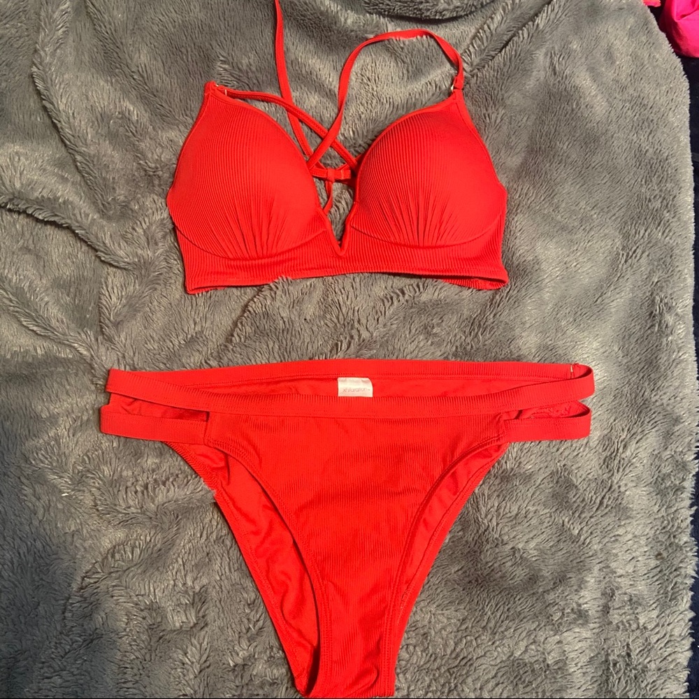 Red target bikini